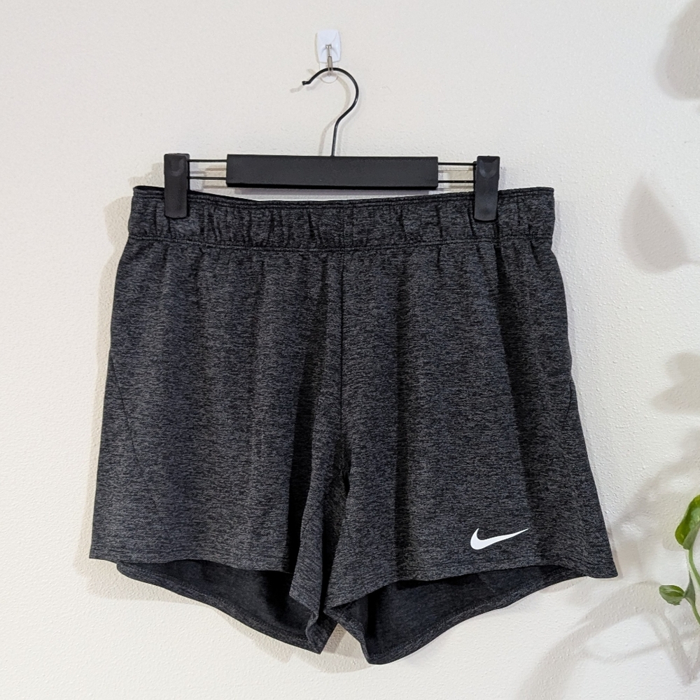 Nike Dri-Fit Shorts M